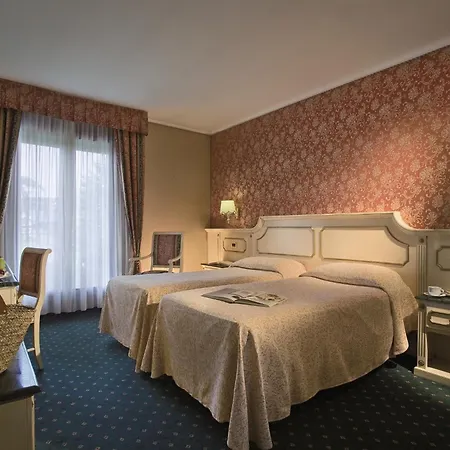 Palace Hotel Meggiorato-3