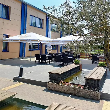 Sporthotel Neuruppin-2
