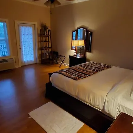 Acorn Hill Lodge And Spa-2