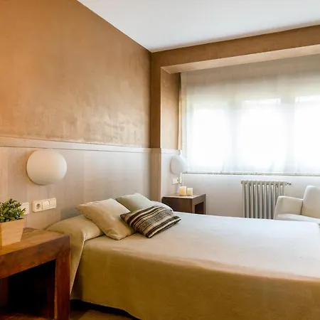 Hotel Els Cacadors De Ribes-2