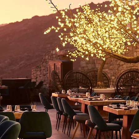Myconian Imperial - Leading Hotels Of The World-3
