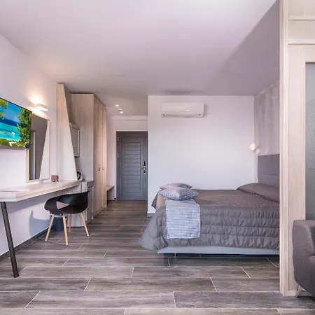 Lagomandra Hotel And Spa-2