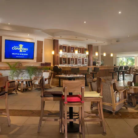 The Reef Coco Beach Resort & Spa-3