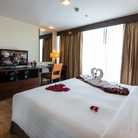 Lohas Residences Sukhumvit 2-2