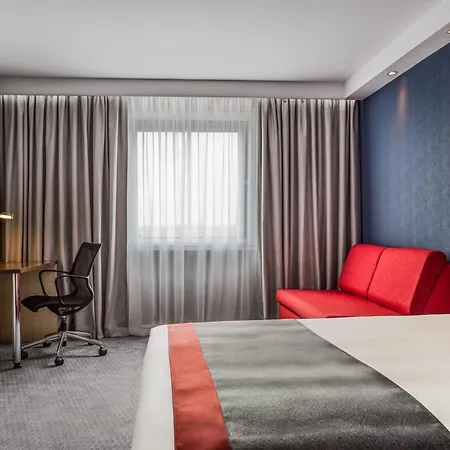 Holiday Inn Express London - Watford Junction By Ihg-3