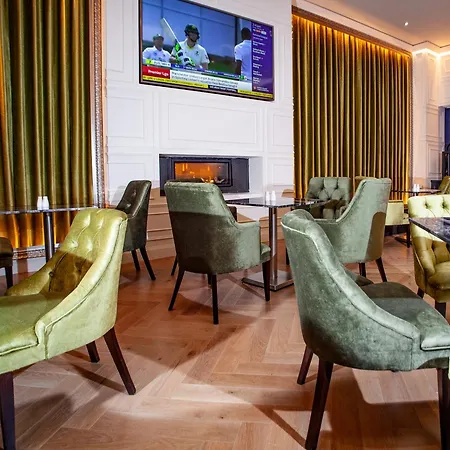 The Connacht Hotel-2
