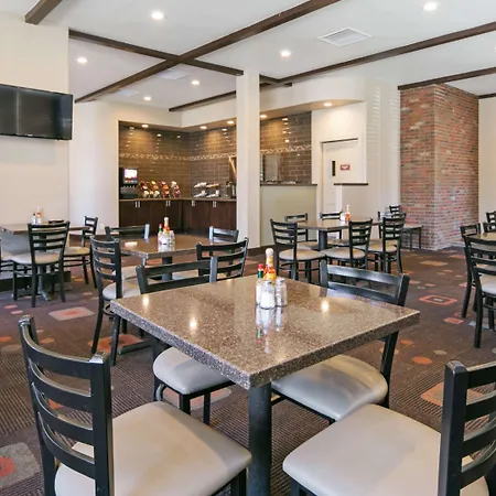 Best Western Pony Soldier Inn & Suites-2
