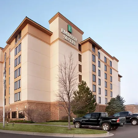 Embassy Suites By Hilton Denver International Airport-3