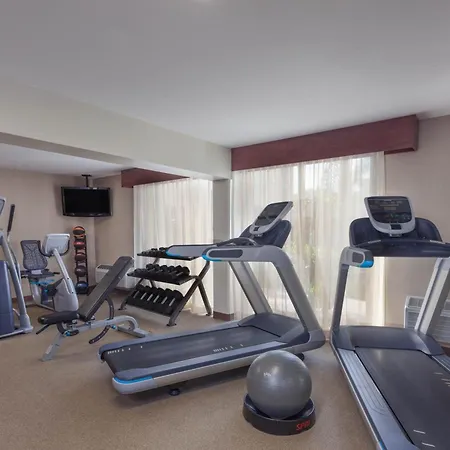 Wyndham Visalia-2