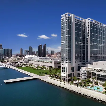 Hilton San Diego Bayfront-2