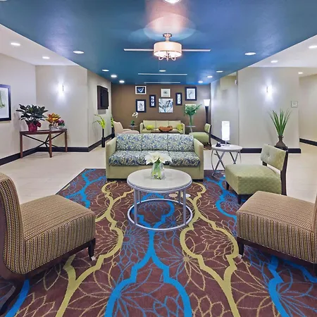 La Quinta Inn & Suites By Wyndham Floresville,Tx-2