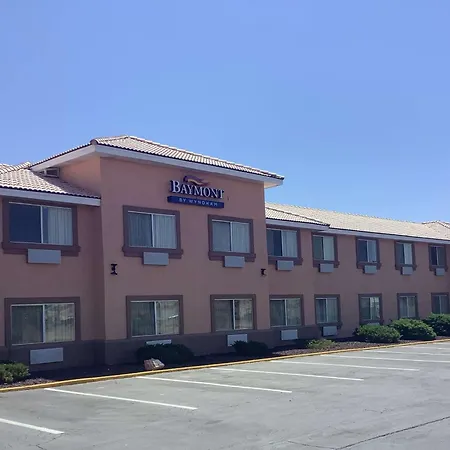 Baymont Inn & Suites By Wyndham Holbrook-2