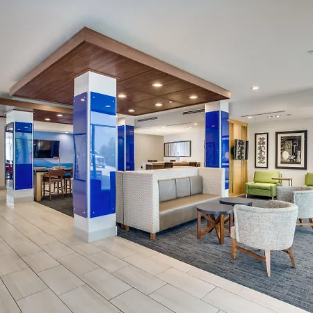 Hilton Garden Inn Denton-3