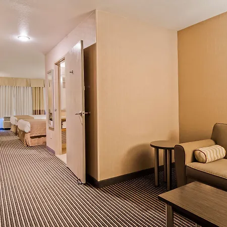 Best Western Plus Rama Inn & Suites-3