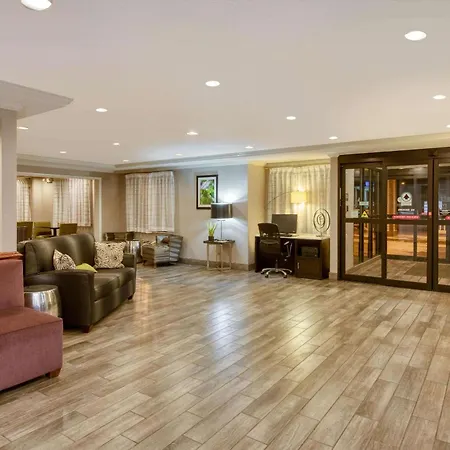 La Quinta By Wyndham Cleveland Macedonia-2