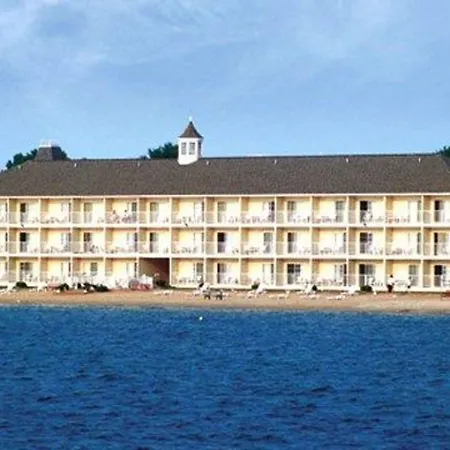 Comfort Inn Lakeside-3