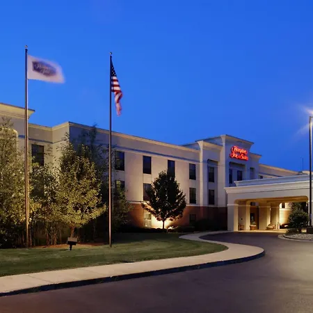 Hampton Inn & Suites Kalamazoo-Oshtemo-2
