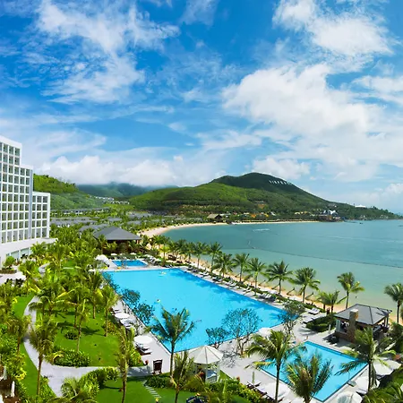 Vinpearl Resort & Spa Nha Trang Bay-3