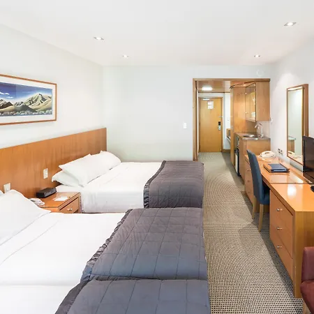 Commodore Airport Hotel Christchurch-3