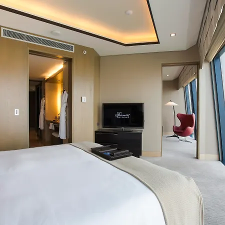 Fairmont Baku, Flame Towers-3