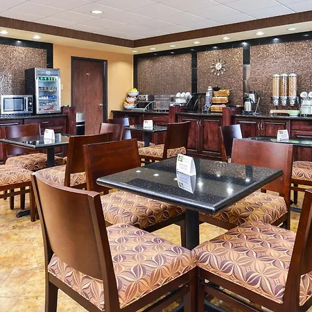Best Western Plus Midwest Inn & Suites-3