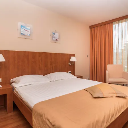 Hotel Umag Plava Laguna-2