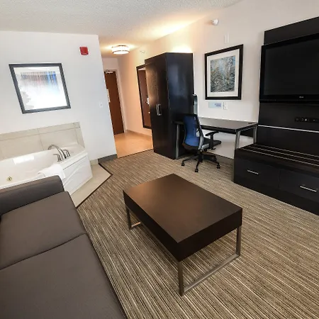 Holiday Inn Express Hotel & Suites Grand Forks By Ihg-2