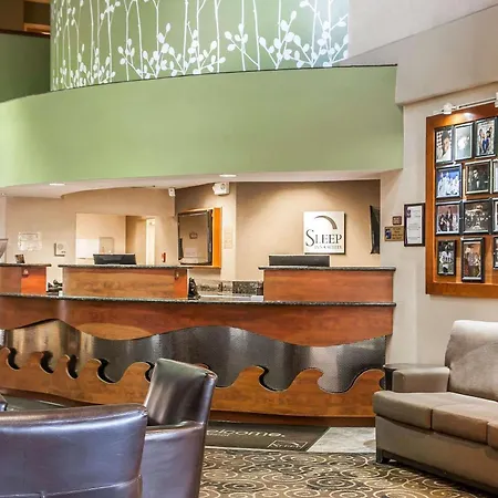 Sleep Inn & Suites Conference Center And Water Park-3