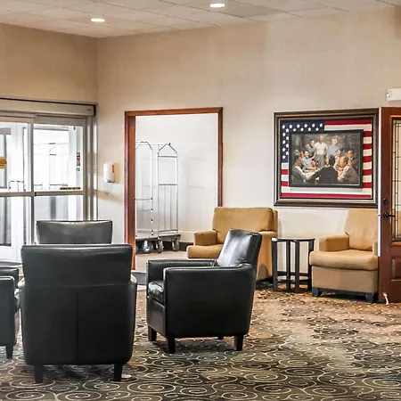 Sleep Inn & Suites Conference Center And Water Park-2