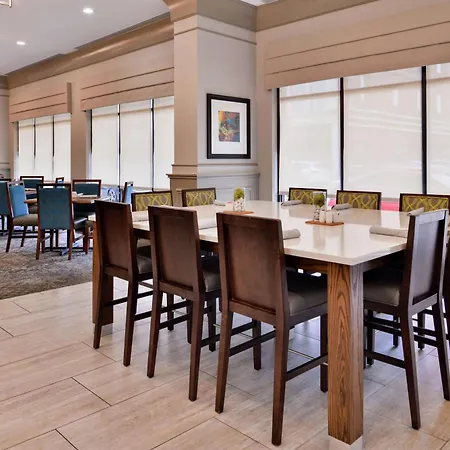 Hilton Garden Inn Terre Haute-2