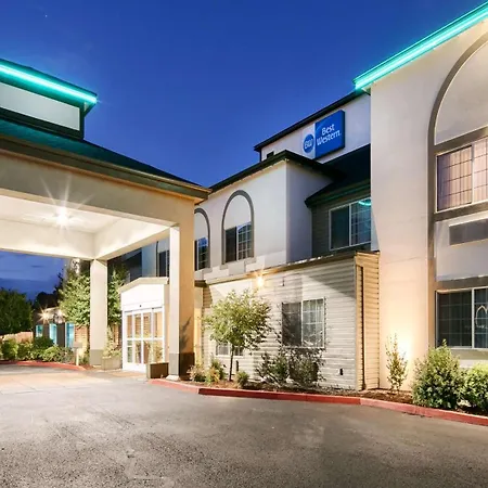Best Western Woodland Inn-3