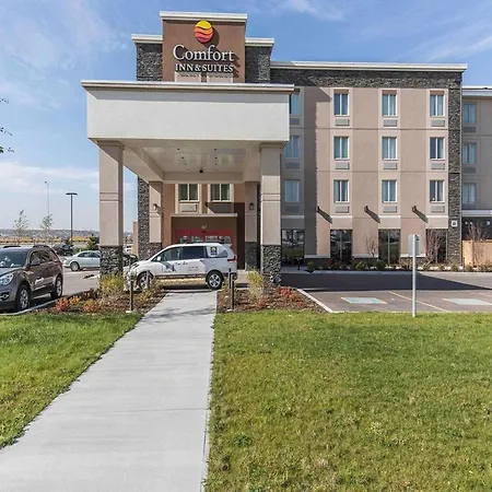 Comfort Inn & Suites Airport North-2
