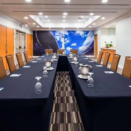 Best Western Premier Toronto Airport Carlingview Hotel-2