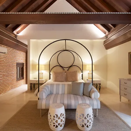 Hotel Capellan De Getsemani-2