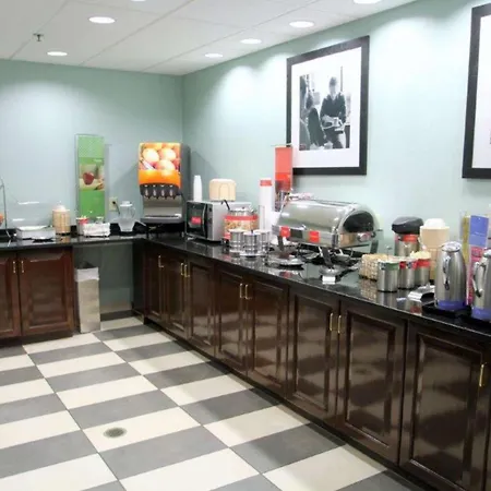 Hampton Inn Williamston-3