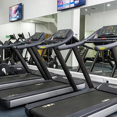Atrium Hotel Heathrow-3