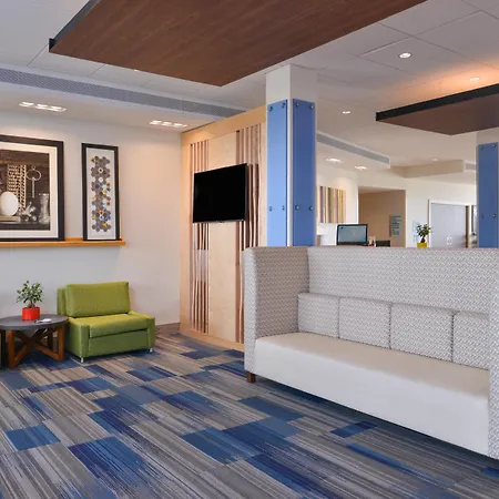 Holiday Inn Express & Suites - Ruskin By Ihg-3