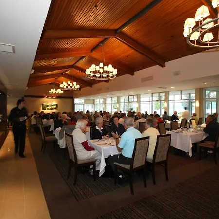 Distinction Te Anau Hotel & Villas-3