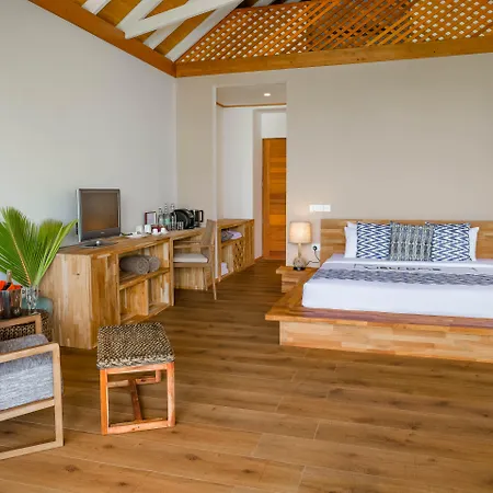 Kudafushi Resort & Spa-3