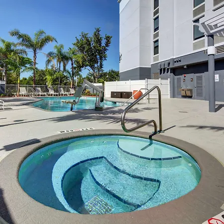 Hampton Inn Pembroke Pines-2