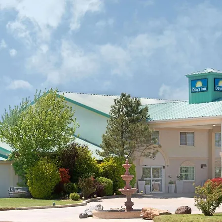 Days Inn By Wyndham Dalhart-3