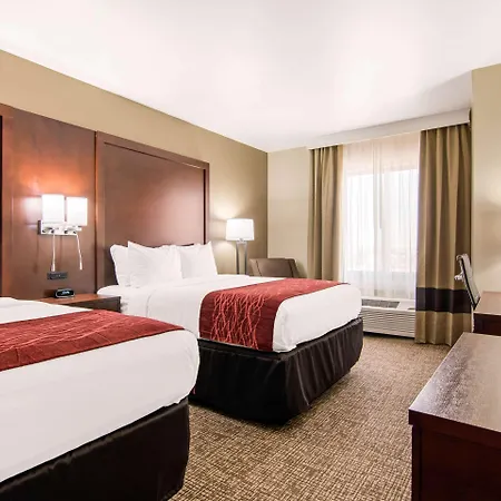 Comfort Inn & Suites - Independence-2