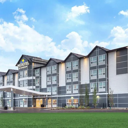 Microtel Inn & Suites By Wyndham Fort Mcmurray-3