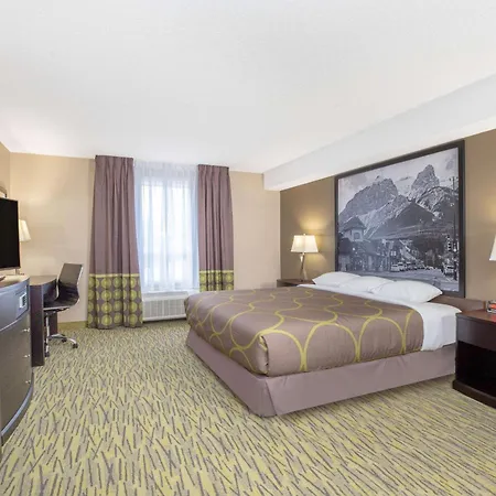 Super 8 By Wyndham Canmore-3