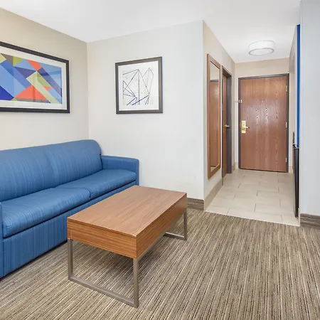 Holiday Inn Express Hotel & Suites Bishop By Ihg-3