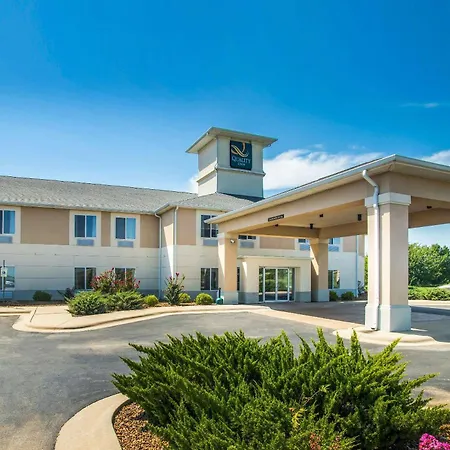 Quality Inn Parsons North-3