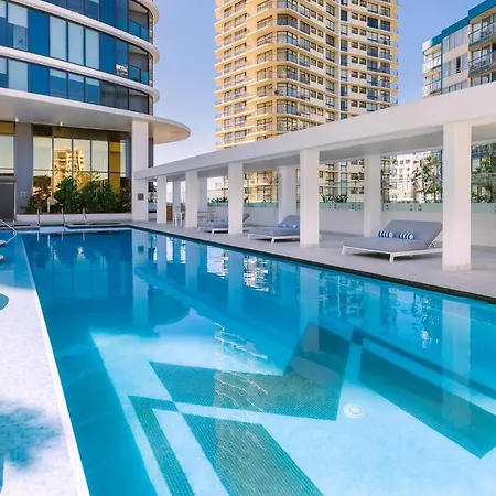 Meriton Suites Surfers Paradise-2