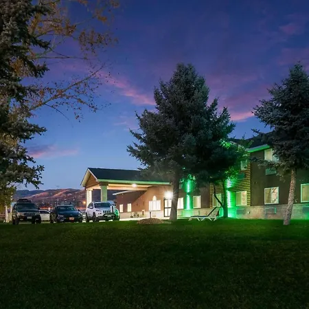 Quality Inn & Suites Steamboat Springs-2