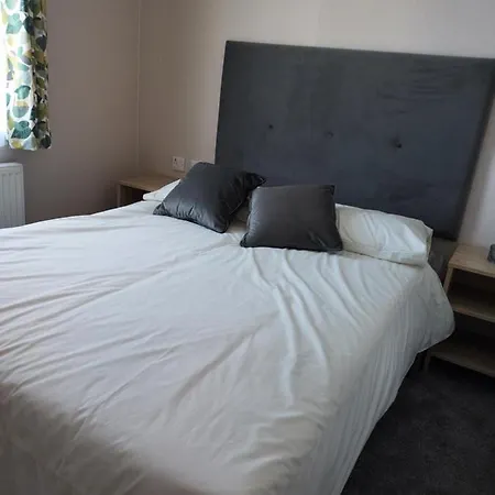 Hoburne Bashley Self-Catering Holiday Home-2