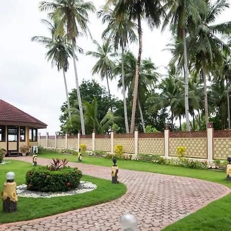 Foxy'S Beach Resort-2